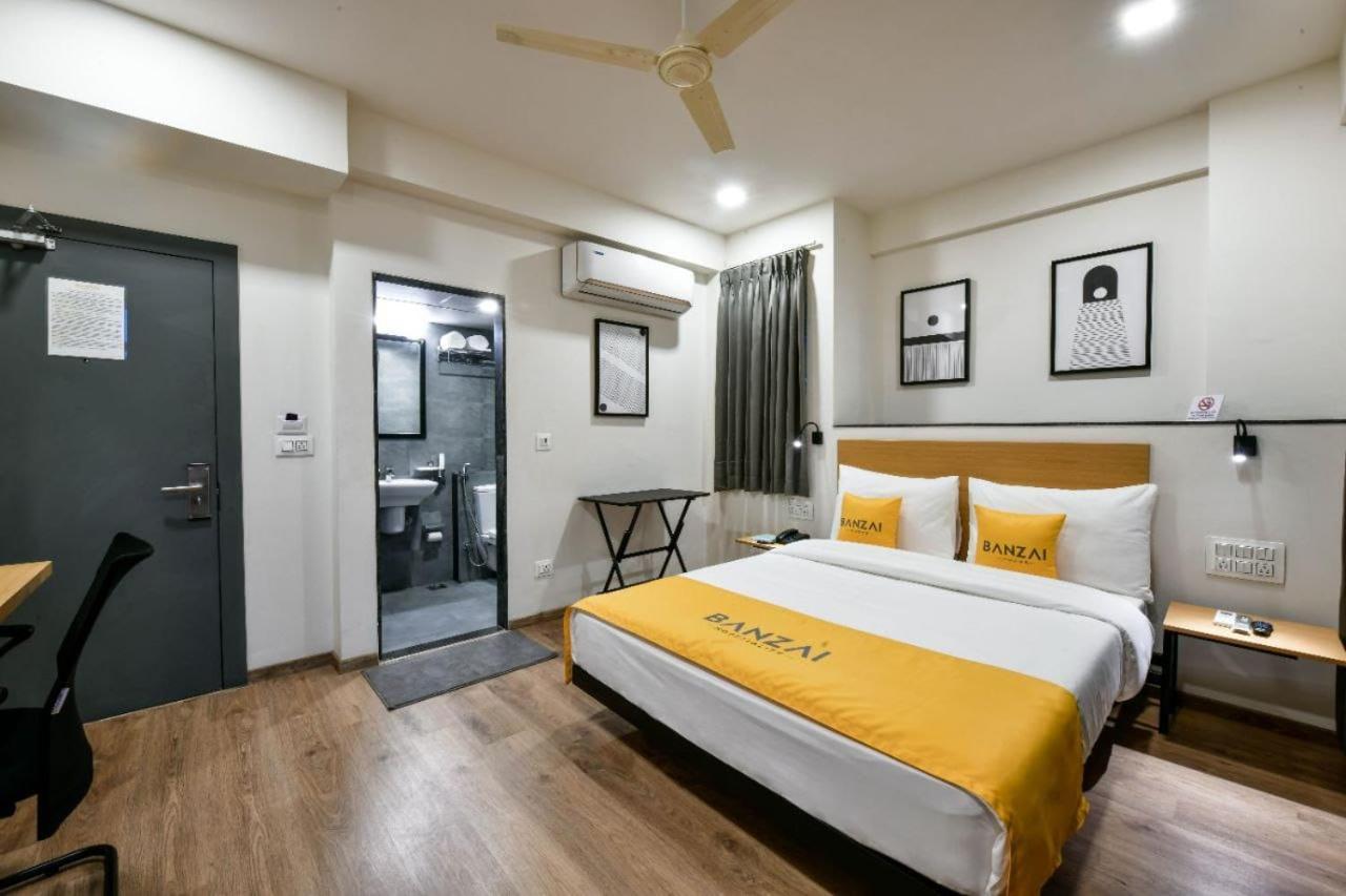 Banzai Rooms Nashik Εξωτερικό φωτογραφία